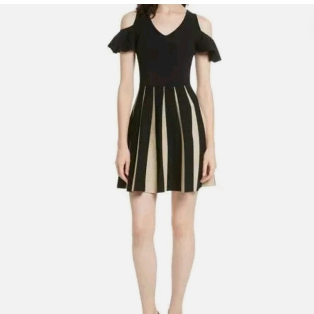 Ted Baker Wytney Black & Gold Cold Shoulder Skater Dress Size 3 - Picture 2 of 16